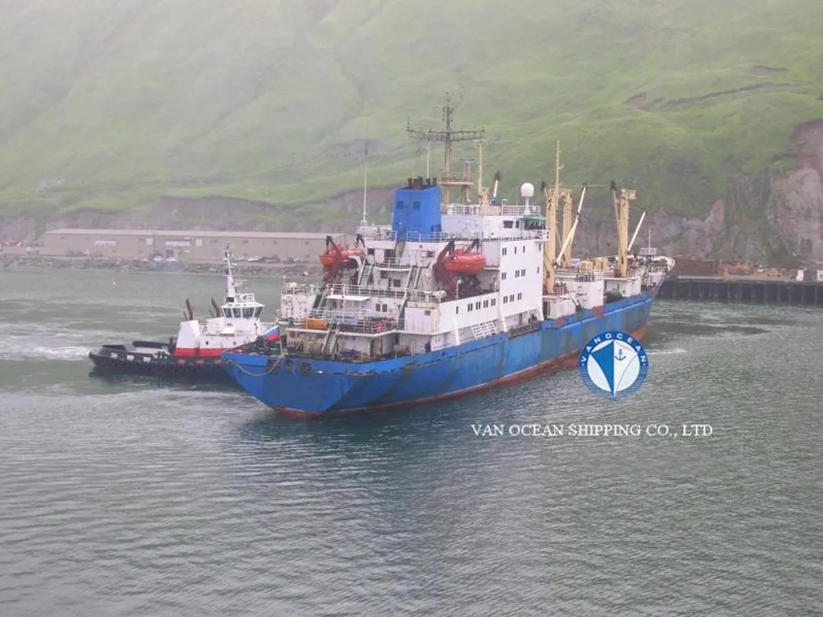 Nave refrigerata in vendita