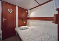 Hotel galleggiante in vendita