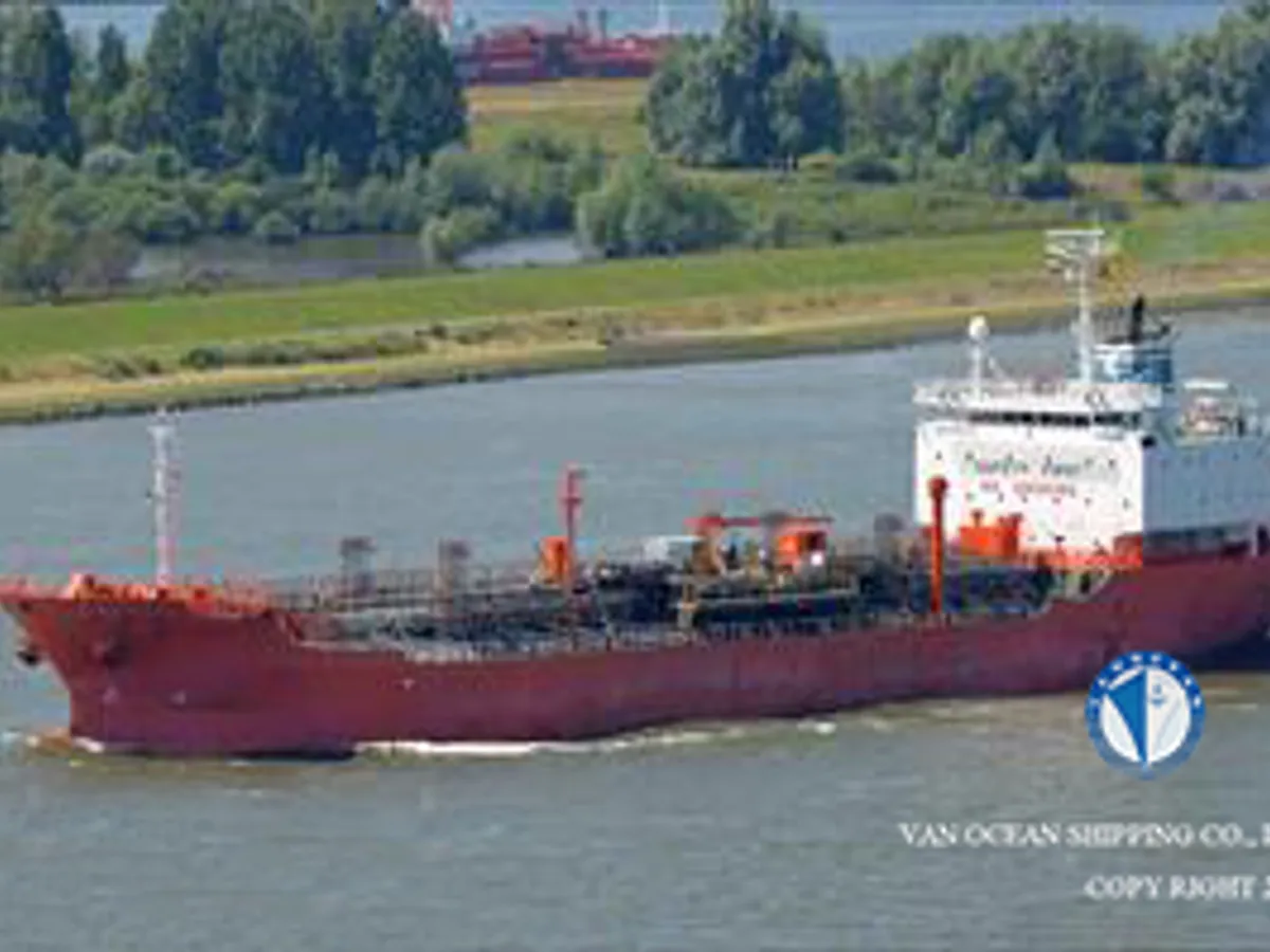 Petroliera/Chimichiera in vendita