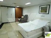Chiatta adibita ad alloggio in vendita