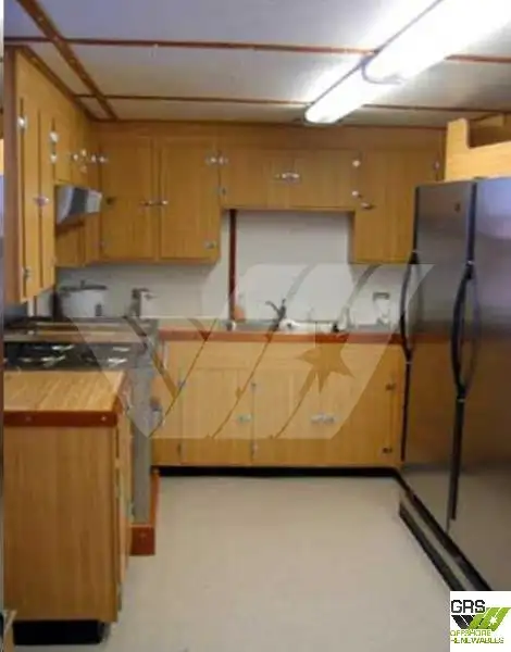 Nave di supporto in vendita