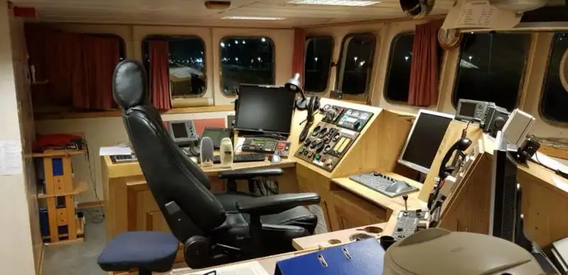 Nave refrigerata in vendita