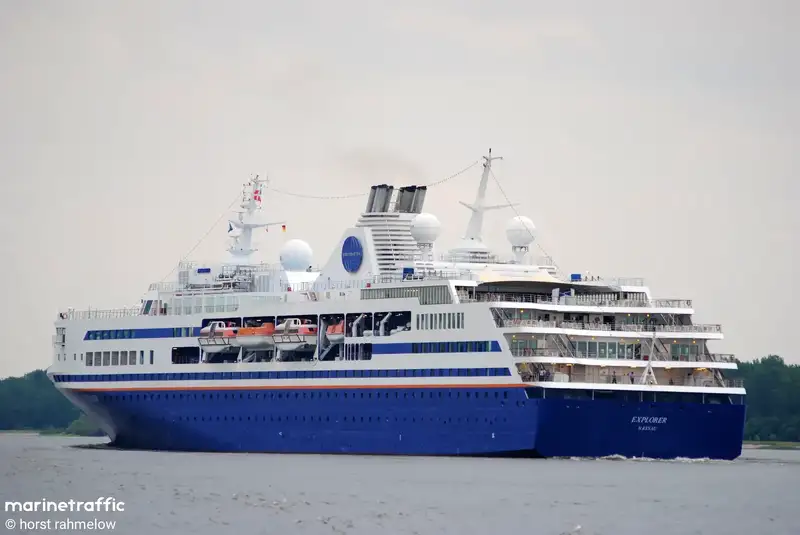 Nave passeggeri in vendita
