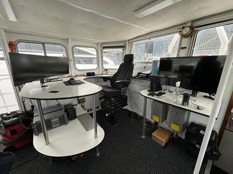 Nave da rilevamento in vendita