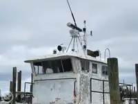 Nave di supporto in vendita