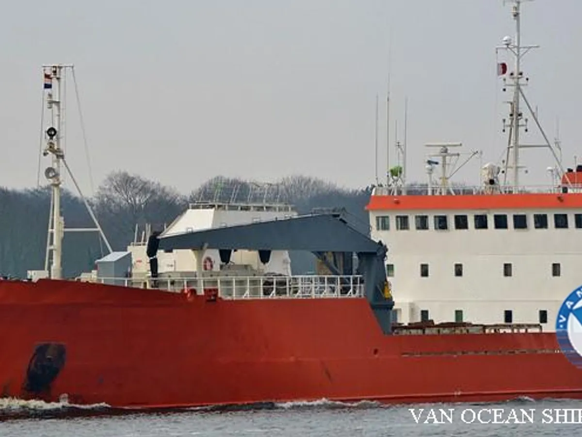 Nave refrigerata in vendita