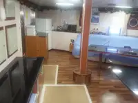 Nave di supporto in vendita