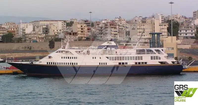 Nave passeggeri in vendita