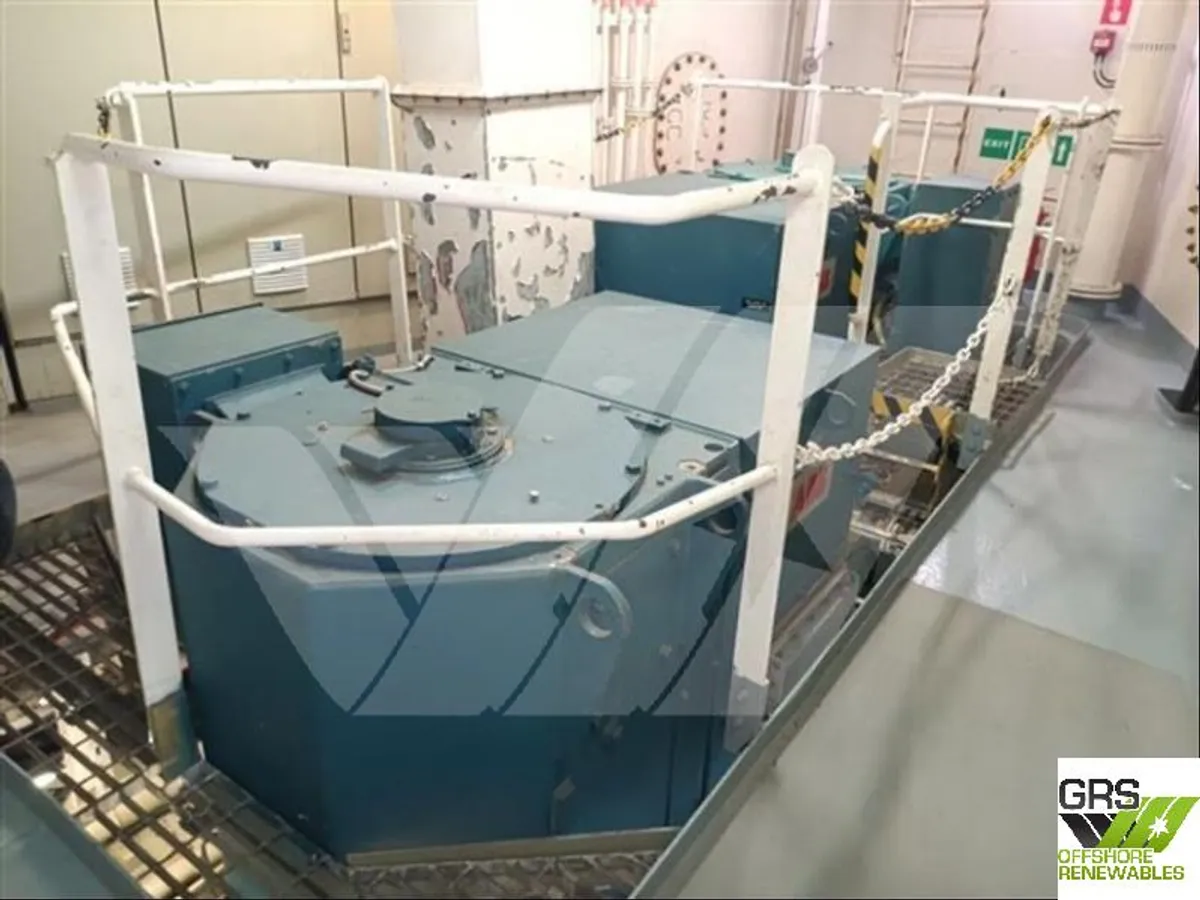Nave di supporto in vendita