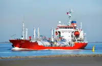 Oil/Chemical tanker in vendita