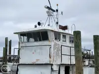 Nave di supporto in vendita