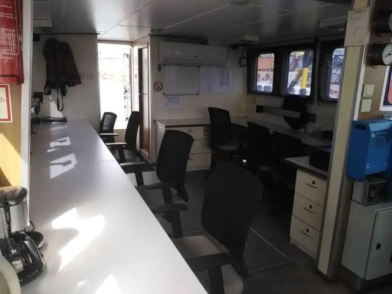 Nave da rilevamento in vendita