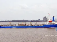 Petroliera/Chimichiera in vendita
