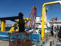 Nave da ricerca in vendita