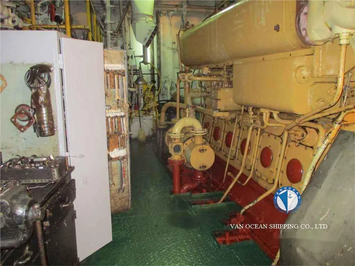 Nave refrigerata in vendita