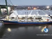Nave refrigerata in vendita