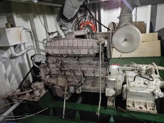 Nave da sbarco, con serbatoi in vendita