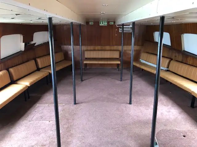 Nave passeggeri in vendita