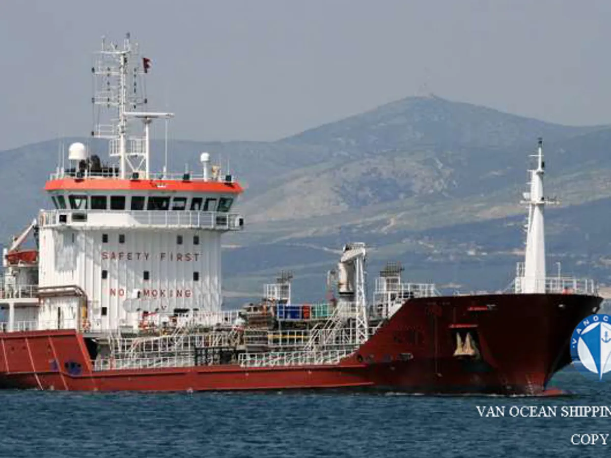 Petroliera/Chimichiera in vendita