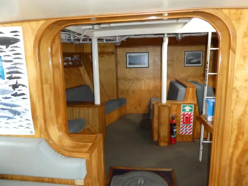Nave da ricerca in vendita