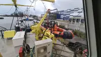 Nave di supporto in vendita