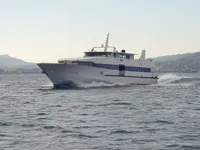 Nave passeggeri in vendita