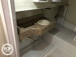 Nave di supporto in vendita