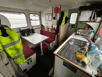 Nave da rilevamento in vendita