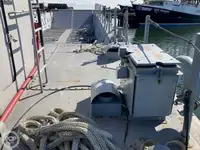 Nave da sbarco, con serbatoi in vendita