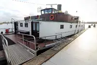 Chiatta in vendita