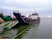 Nave da sbarco, con serbatoi in vendita