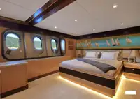 Yacht in vendita
