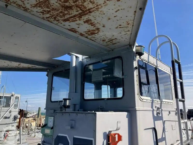 Nave da sbarco, con serbatoi in vendita