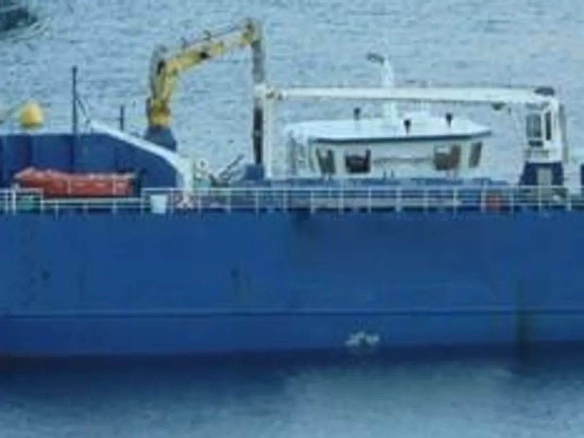Nave refrigerata in vendita