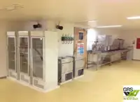 Chiatta adibita ad alloggio in vendita