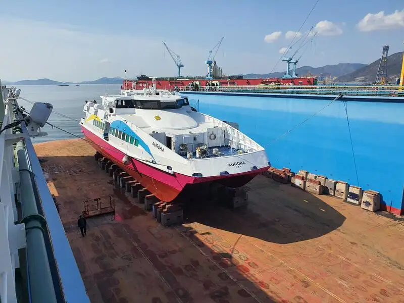 Nave passeggeri in vendita