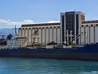 Nave refrigerata in vendita