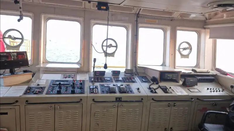 Nave di supporto in vendita