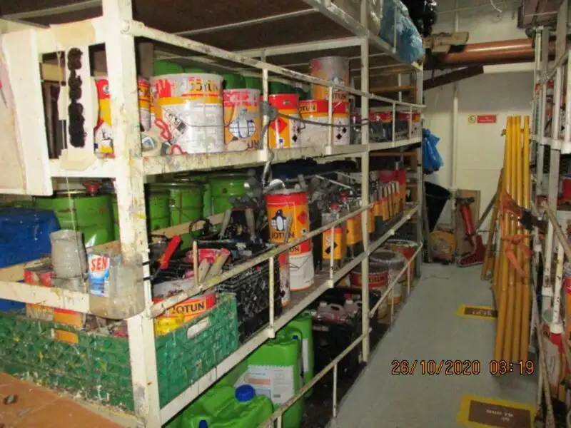 Nave refrigerata in vendita