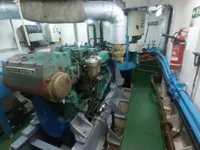 Nave di supporto in vendita
