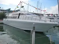 Nave passeggeri in vendita