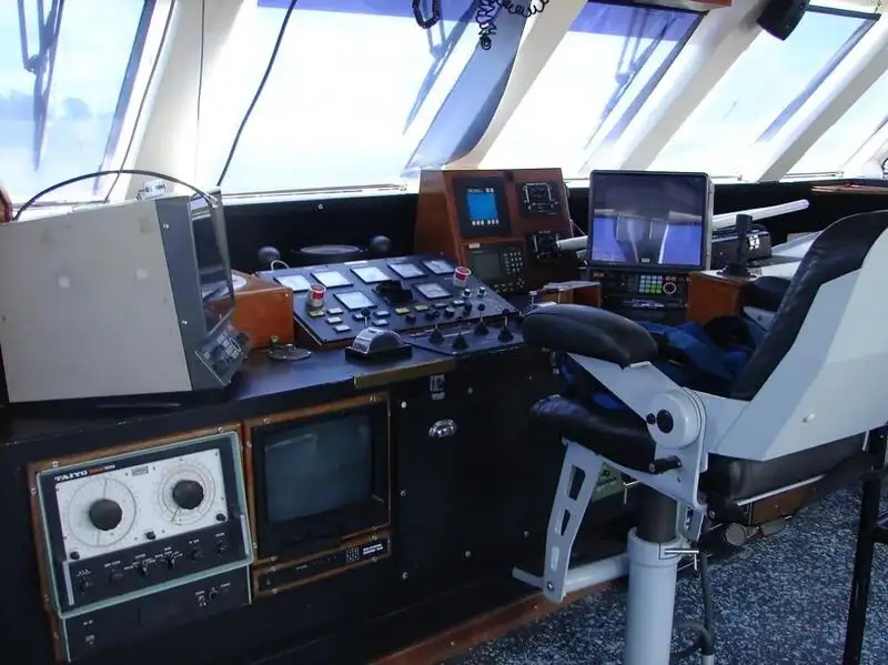 Nave da ricerca in vendita