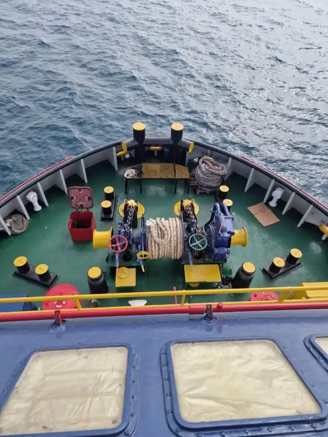 Nave di supporto in vendita