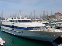 Nave passeggeri in vendita