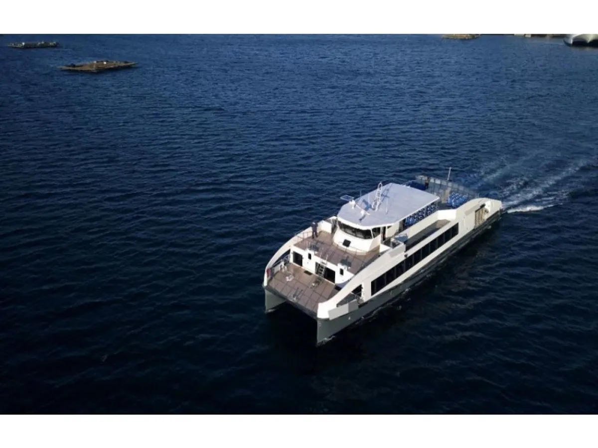Nave passeggeri in vendita