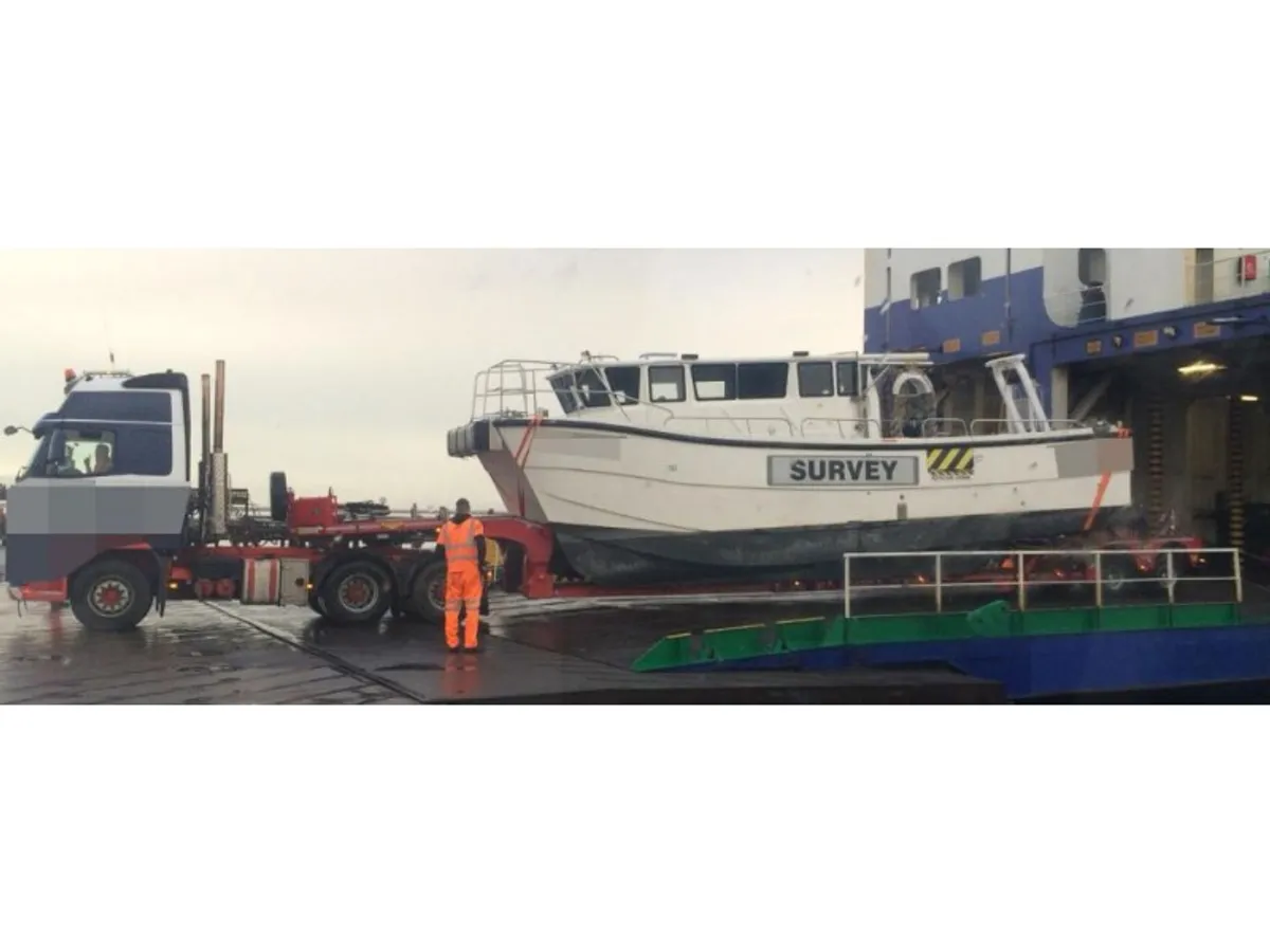 Nave da rilevamento in vendita