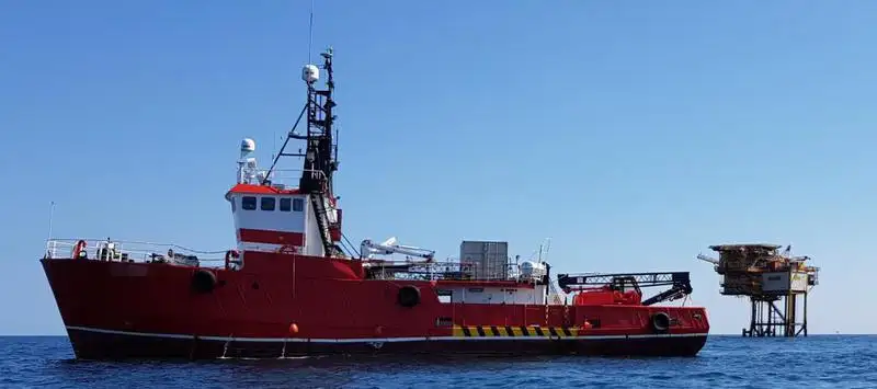 Nave refrigerata in vendita