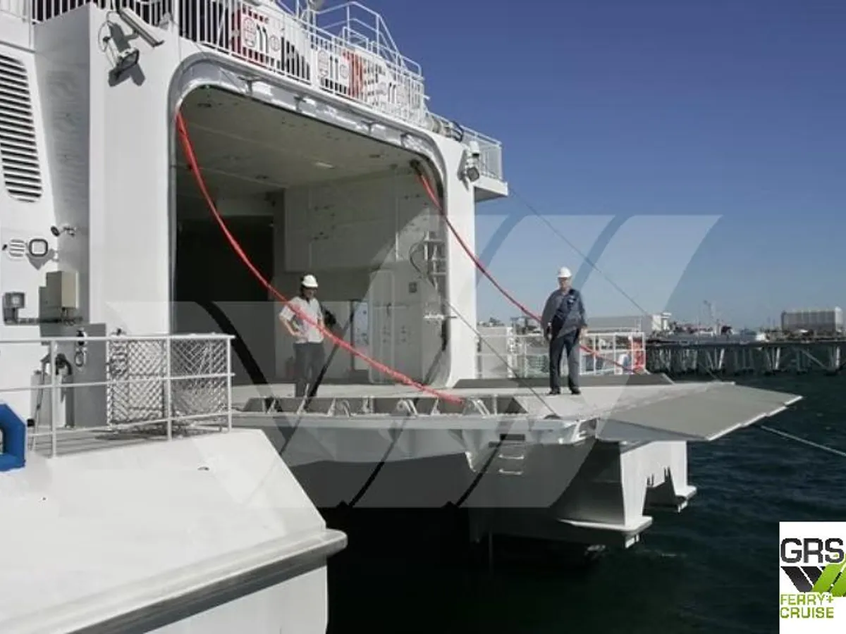 Nave RoPax in vendita