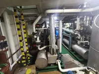 Nave di supporto in vendita