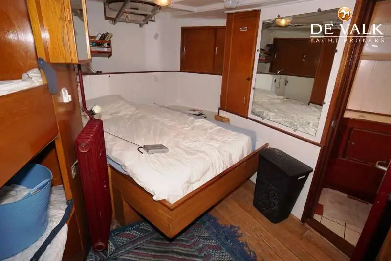 Nave da ricerca in vendita